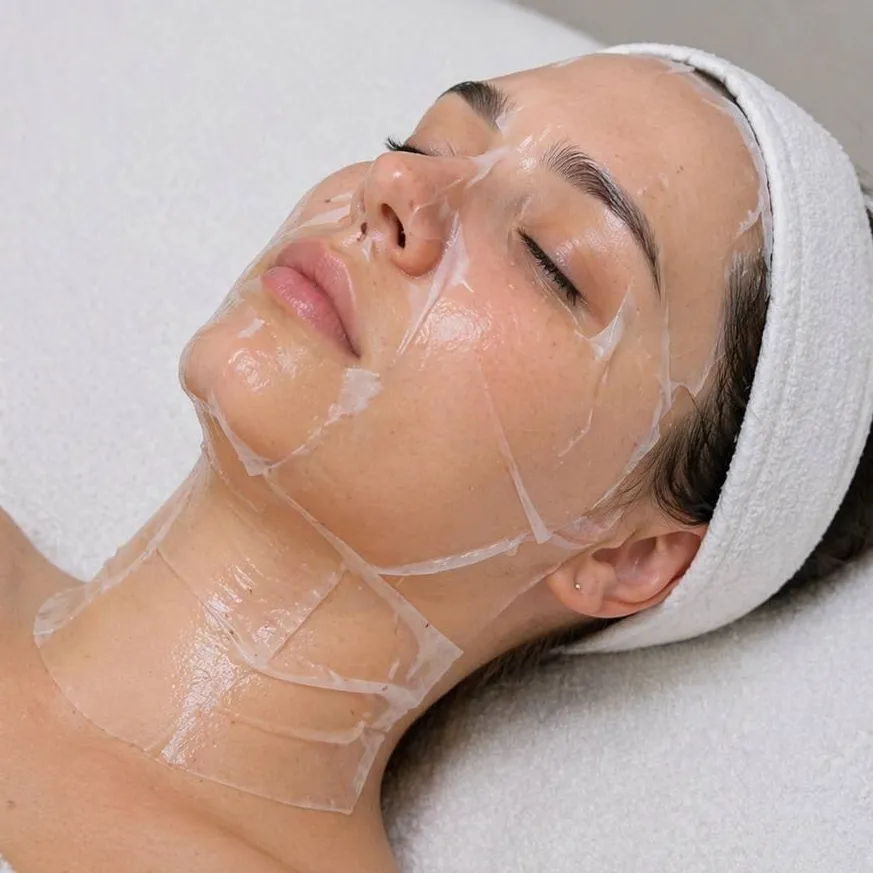 A carboxy gel applied to the face in a grid pattern